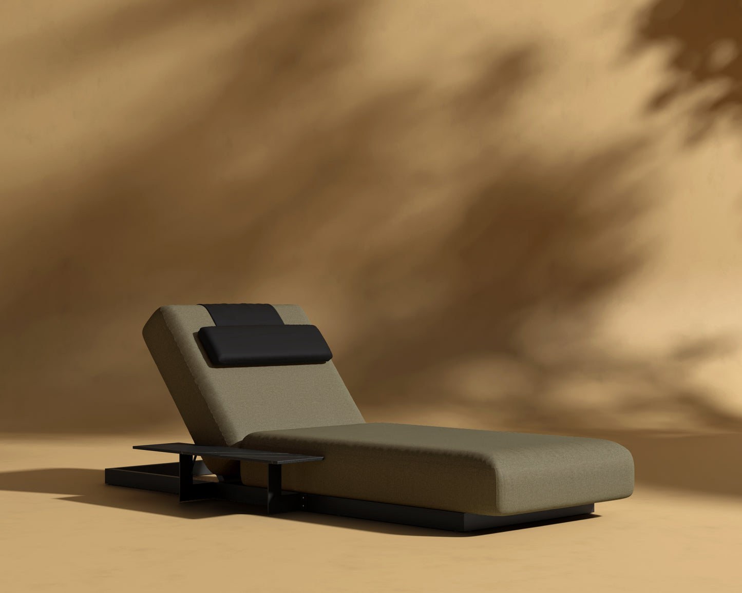 Florian_Outdoor_BlackFrame_Fresco