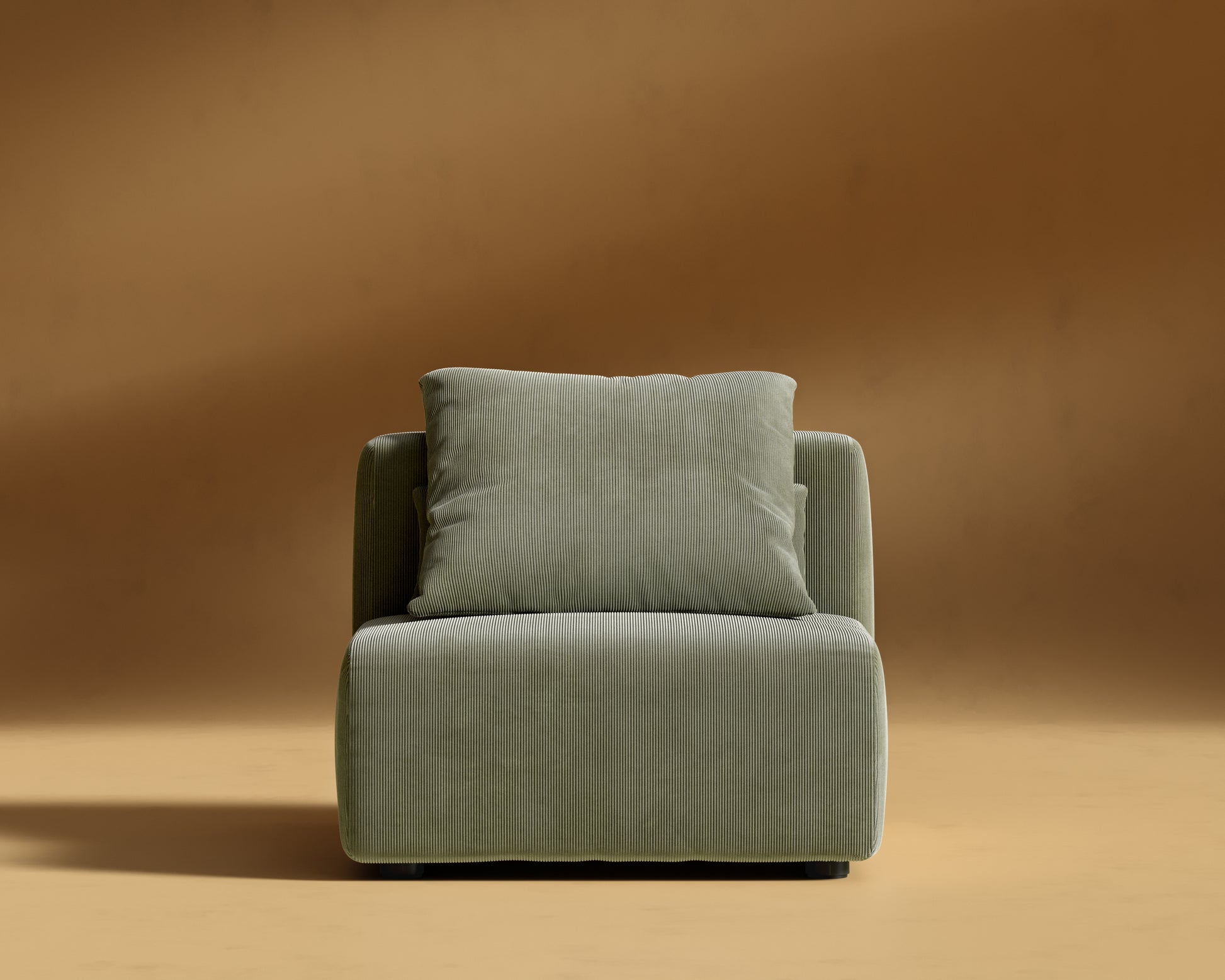 Kaye_Armless-L_Corduroy_Velvet_Evergreen