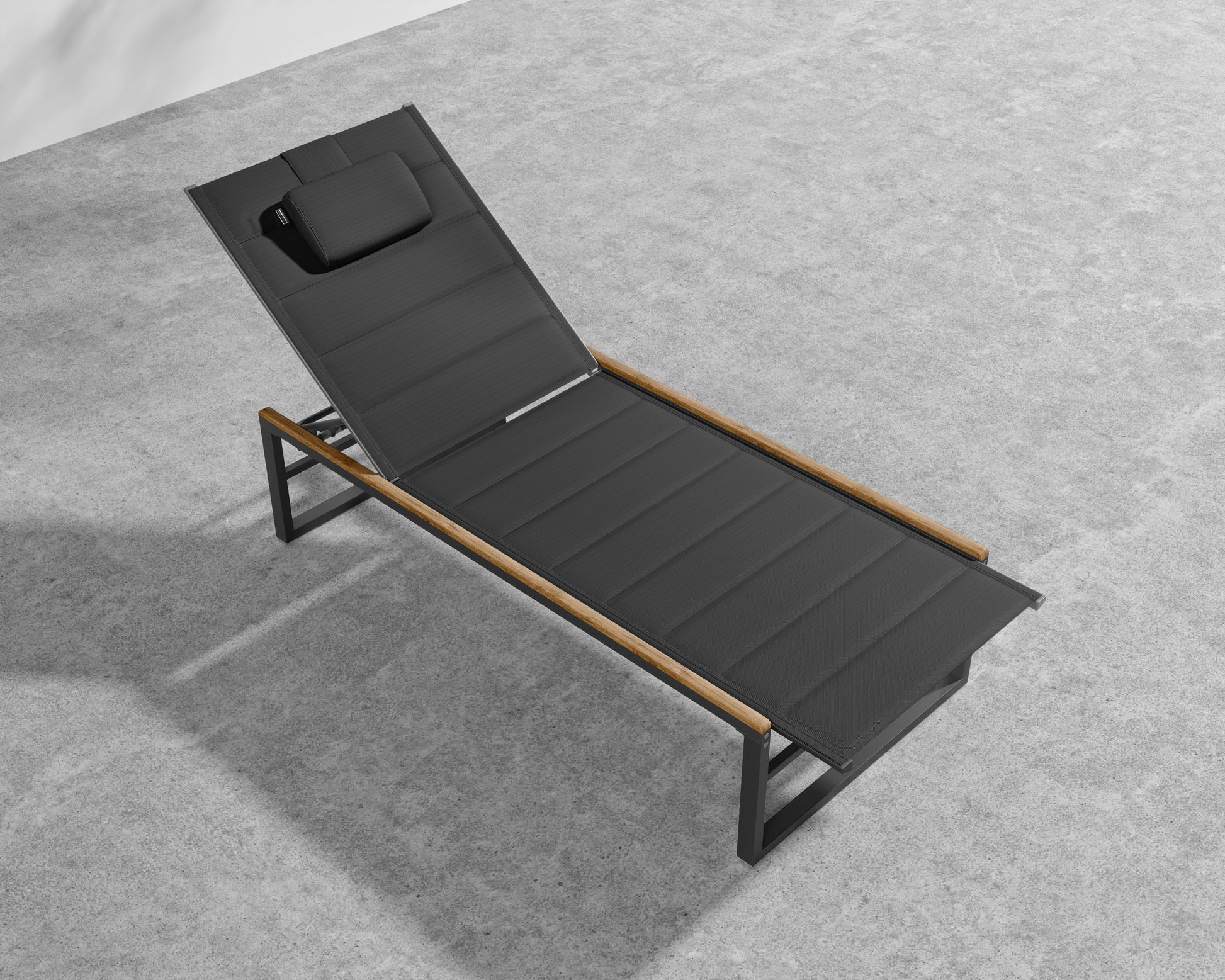 Linnea Outdoor Lounger - Black