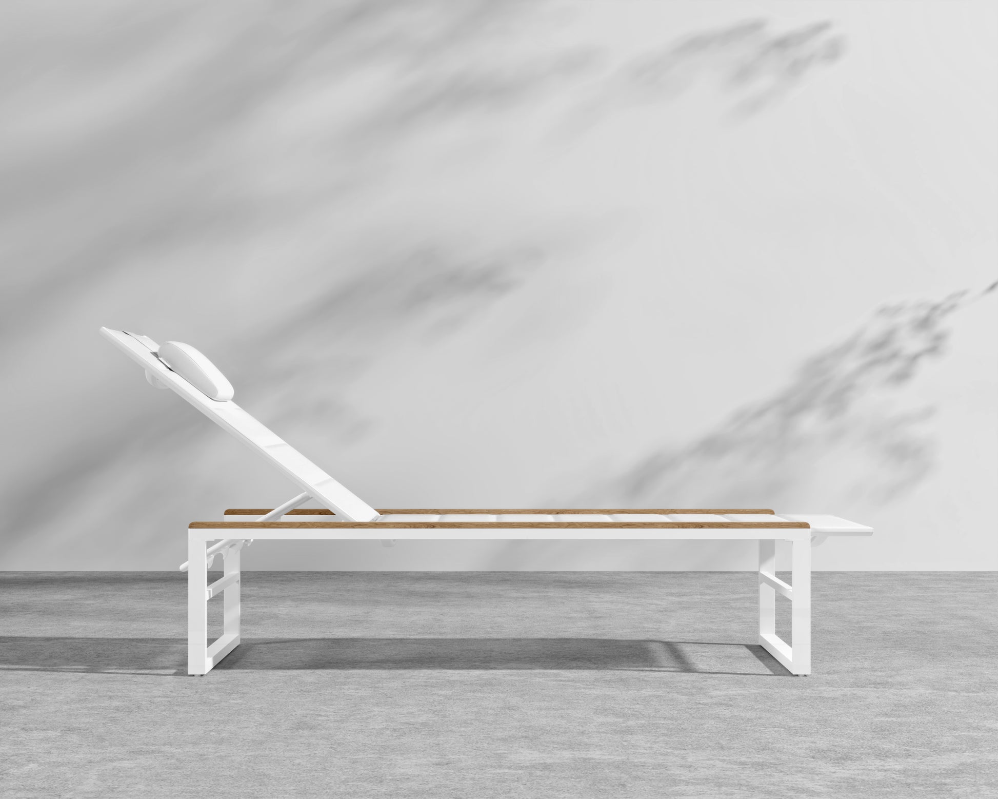 Linnea Outdoor Lounger - White