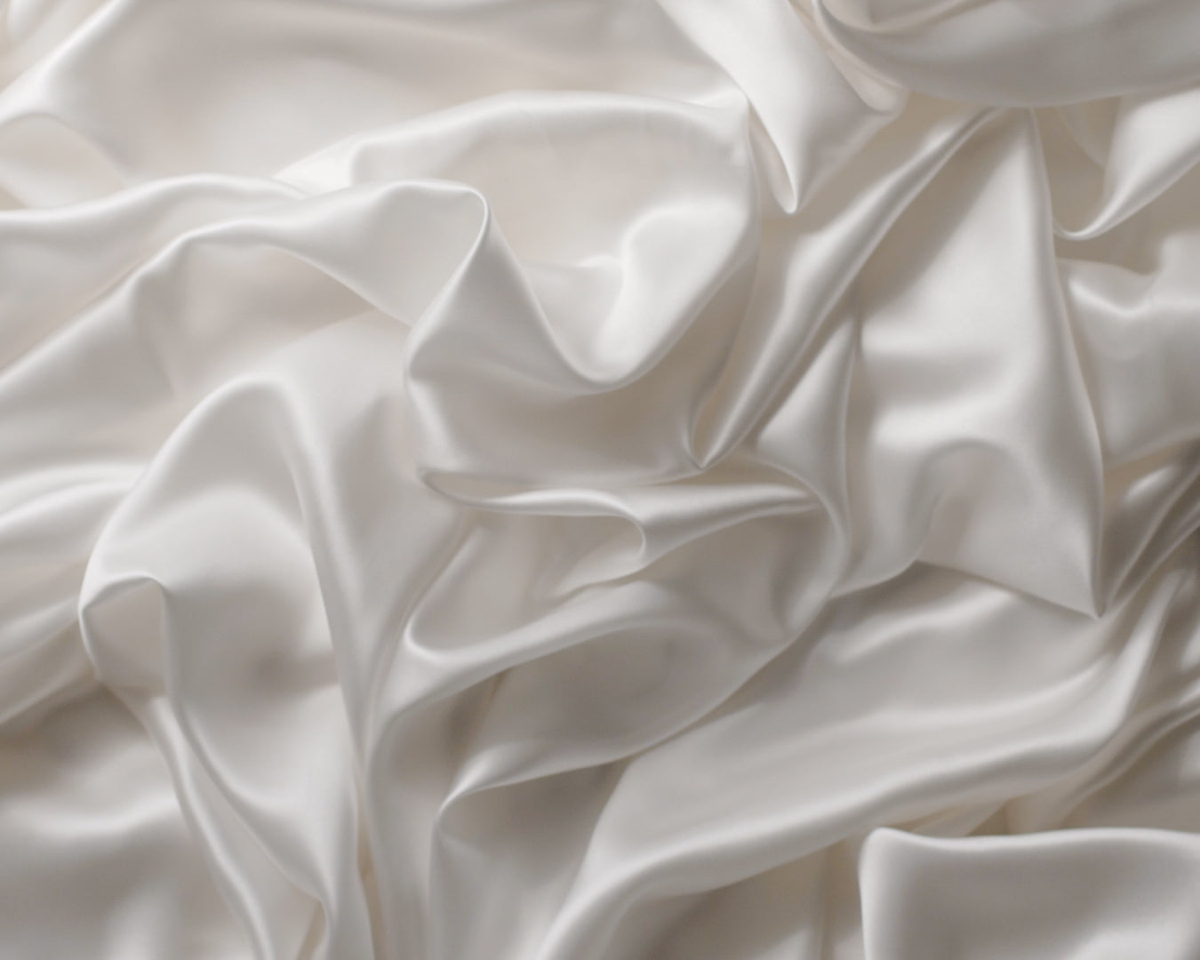 Mulberry Charmeuse Silk Sheet Set - Ivory