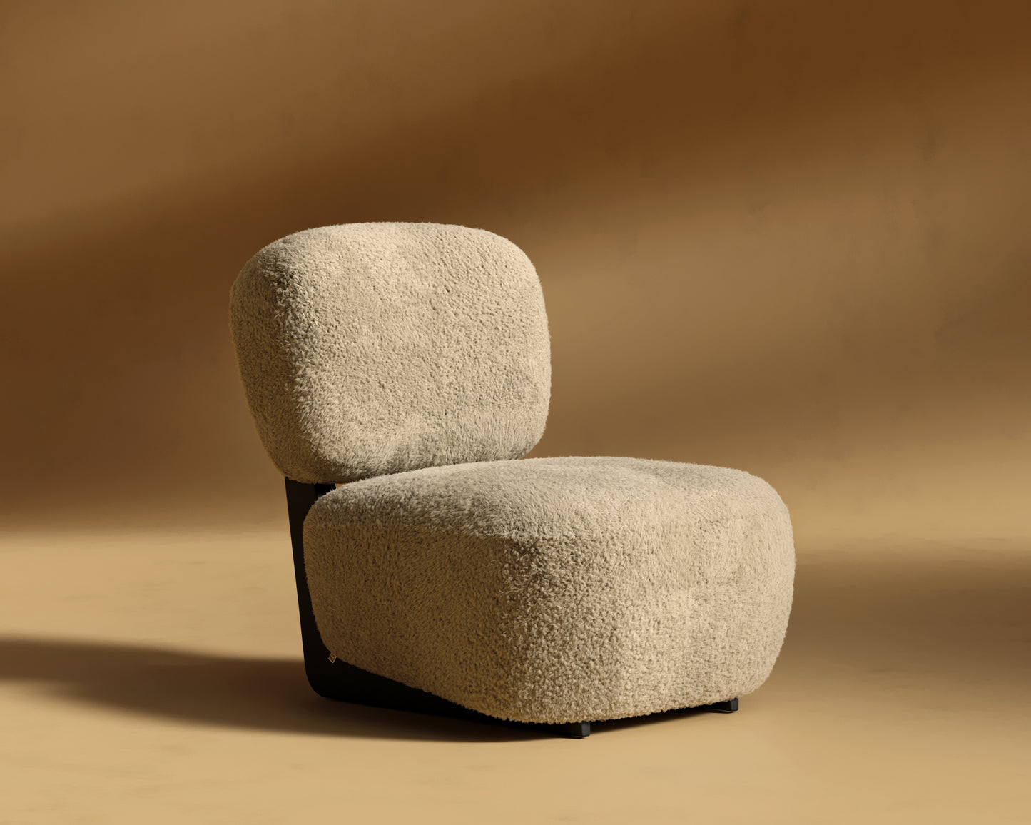 Toro_Lounge_Chair_Shearling - Fawn