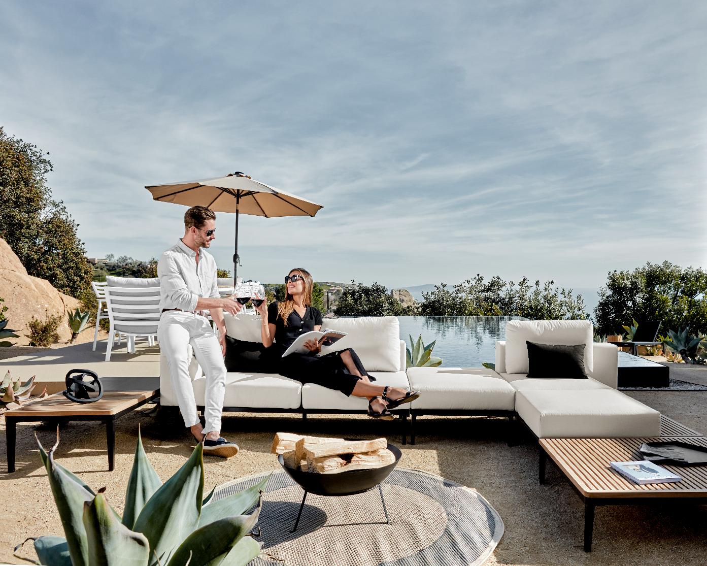 Francis End Table - Black