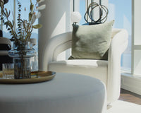 Mia Lounge Chair