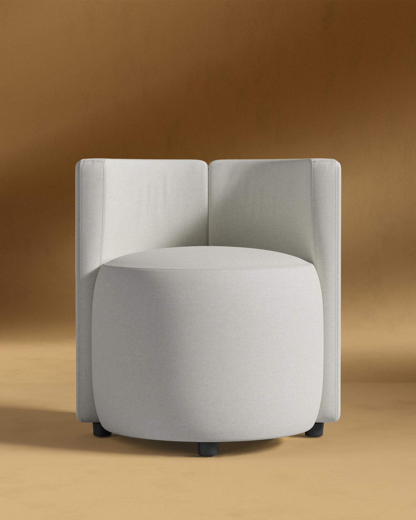 Nova Lounge Chair