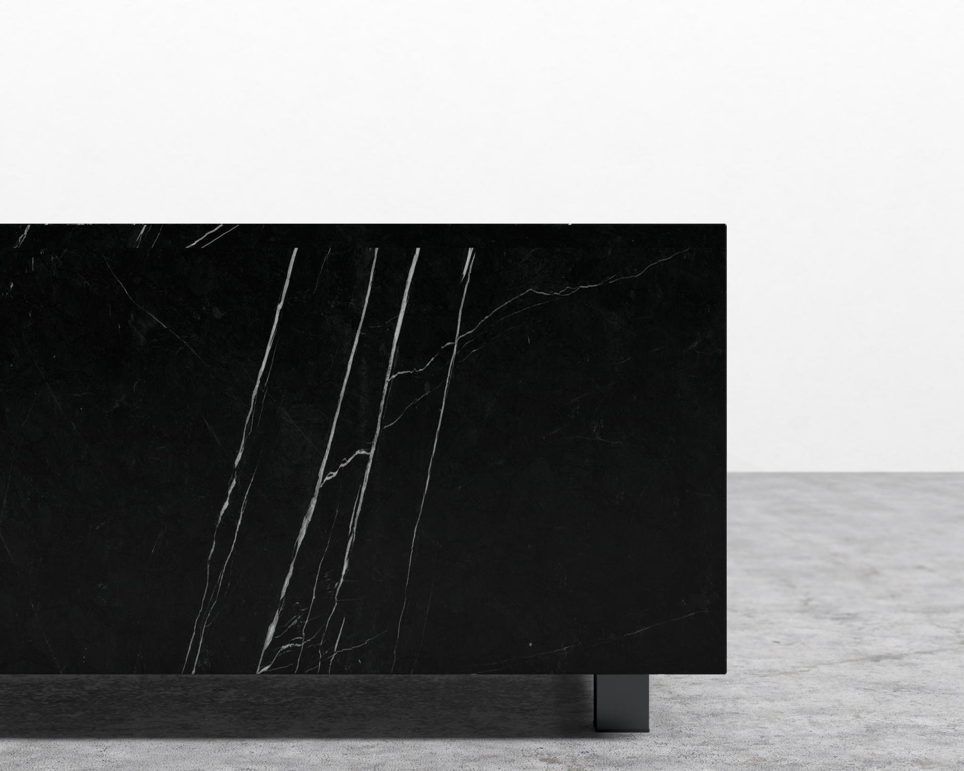 Liza Coffee Table Grande – Black – 40 x 40