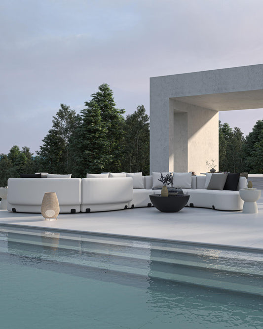 Tano Outdoor Right Corner