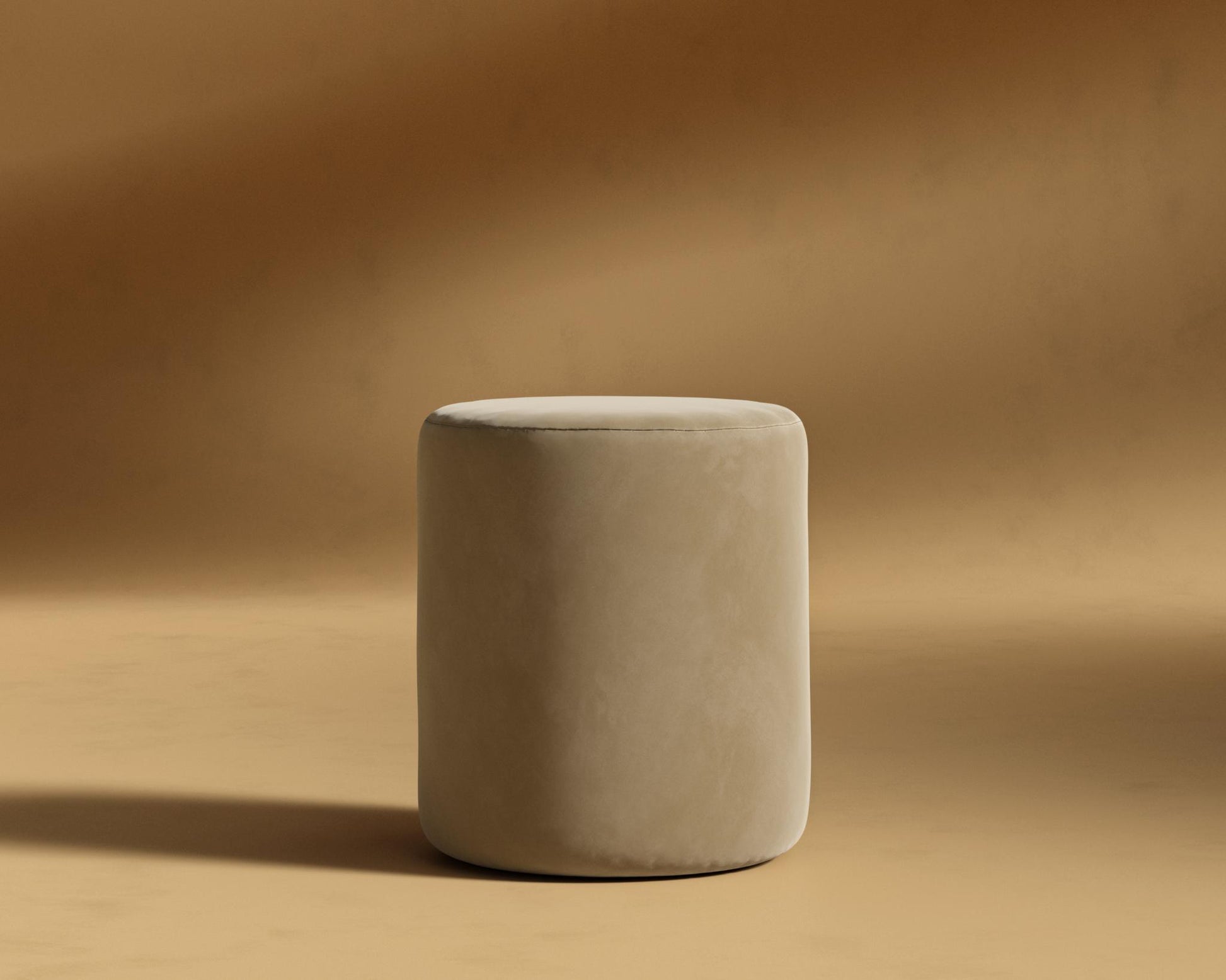 Nova_Pouf_Plush_Velvet_Dune