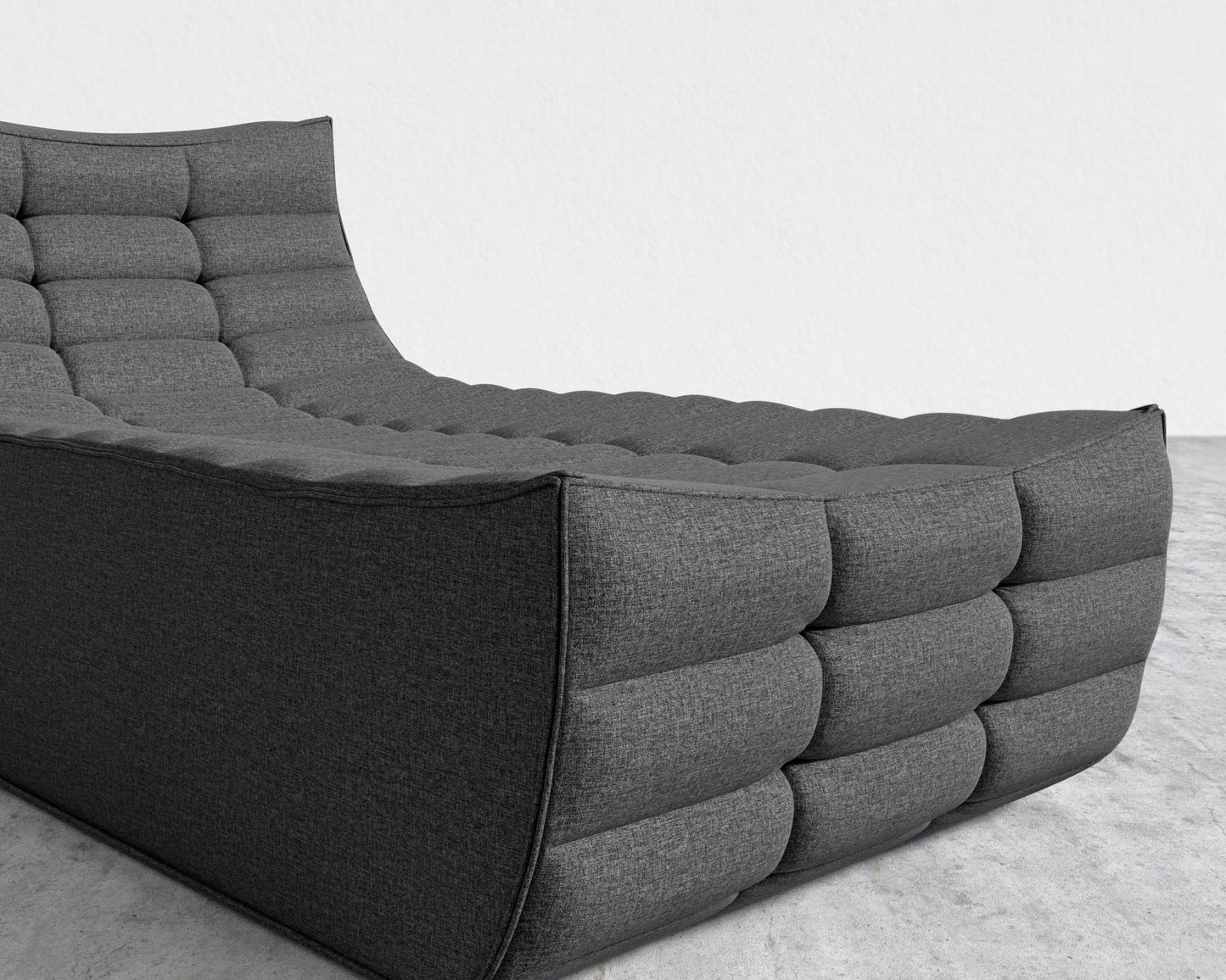 Tanner Chaise - Modern Felt - Stockholm