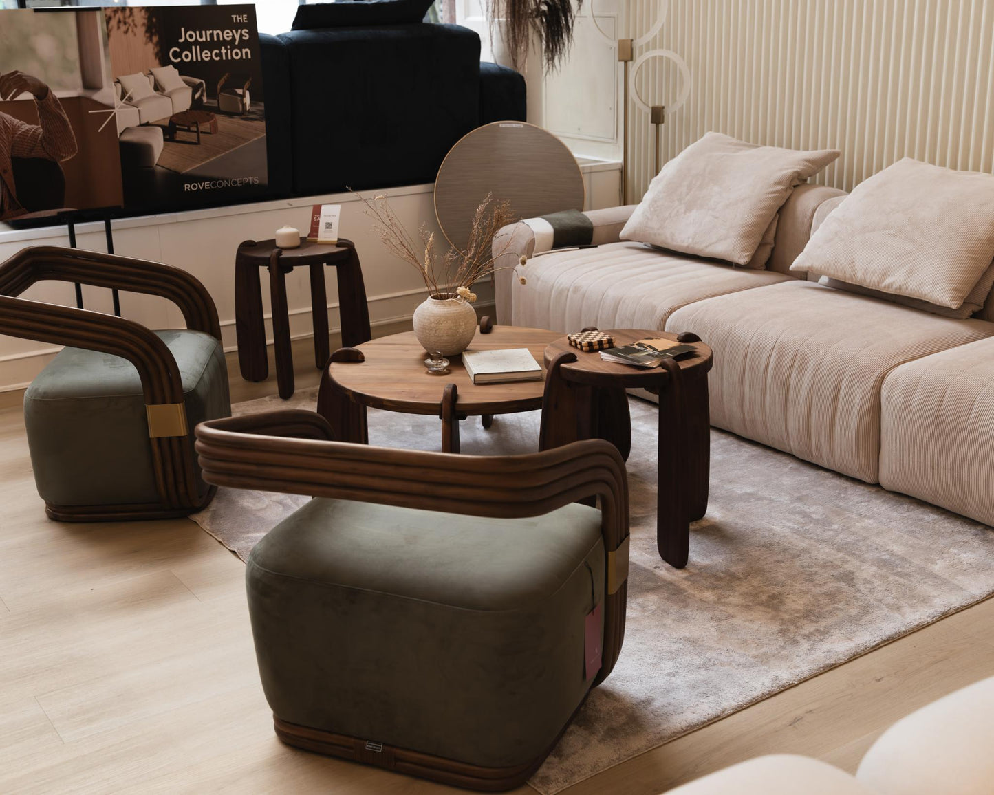 Curva Lounge Chair
