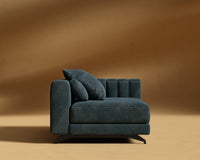 Berlin_RHF_Corner_PlushVelvet_Prussian