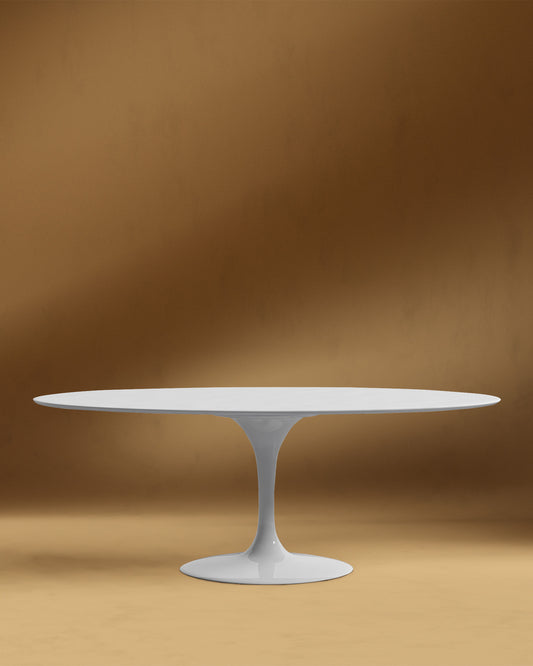 Tulip Table Oval - Lacquer