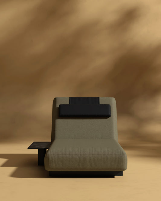 Florian Outdoor Lounger