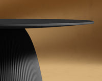 Gallus_Dining_Table_63_Olympia_Wax_Concrete_Black