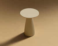 Gallus_Side_Table_Olympia_Wax_Concrete
