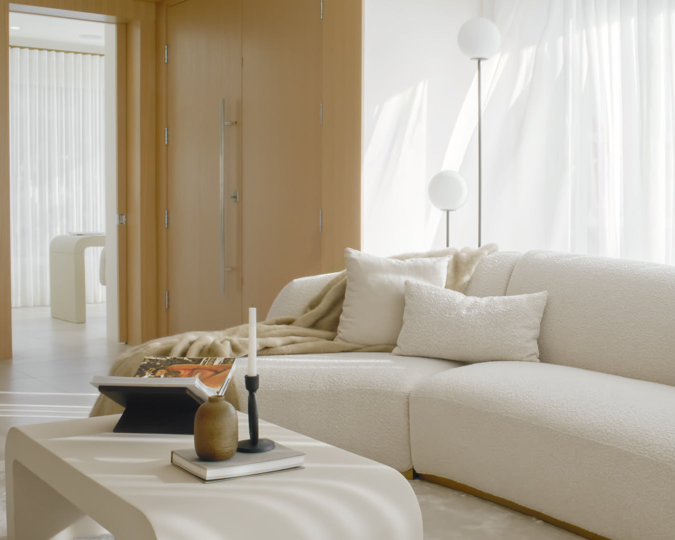 Reya Curved Sectional
