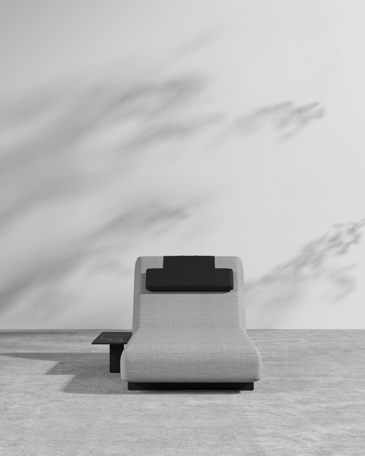 Florian Outdoor Lounger