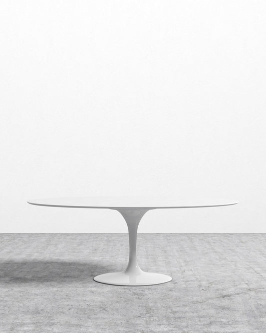Tulip Table Oval - Lacquer