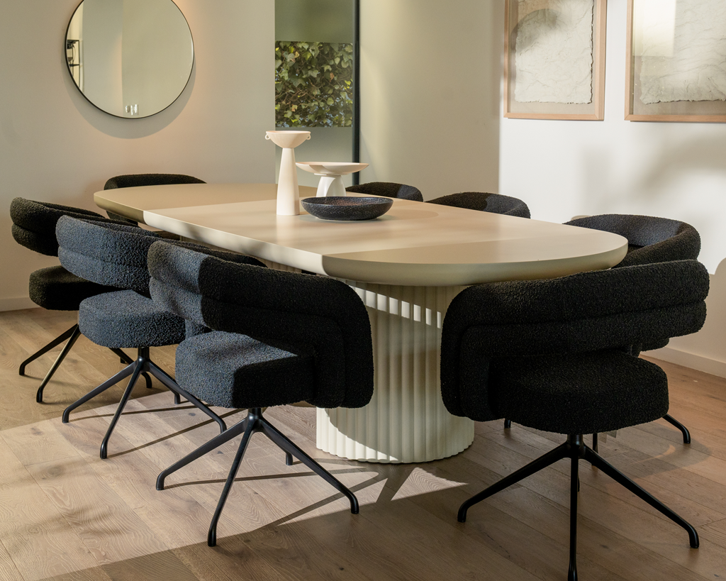 Osten Table
