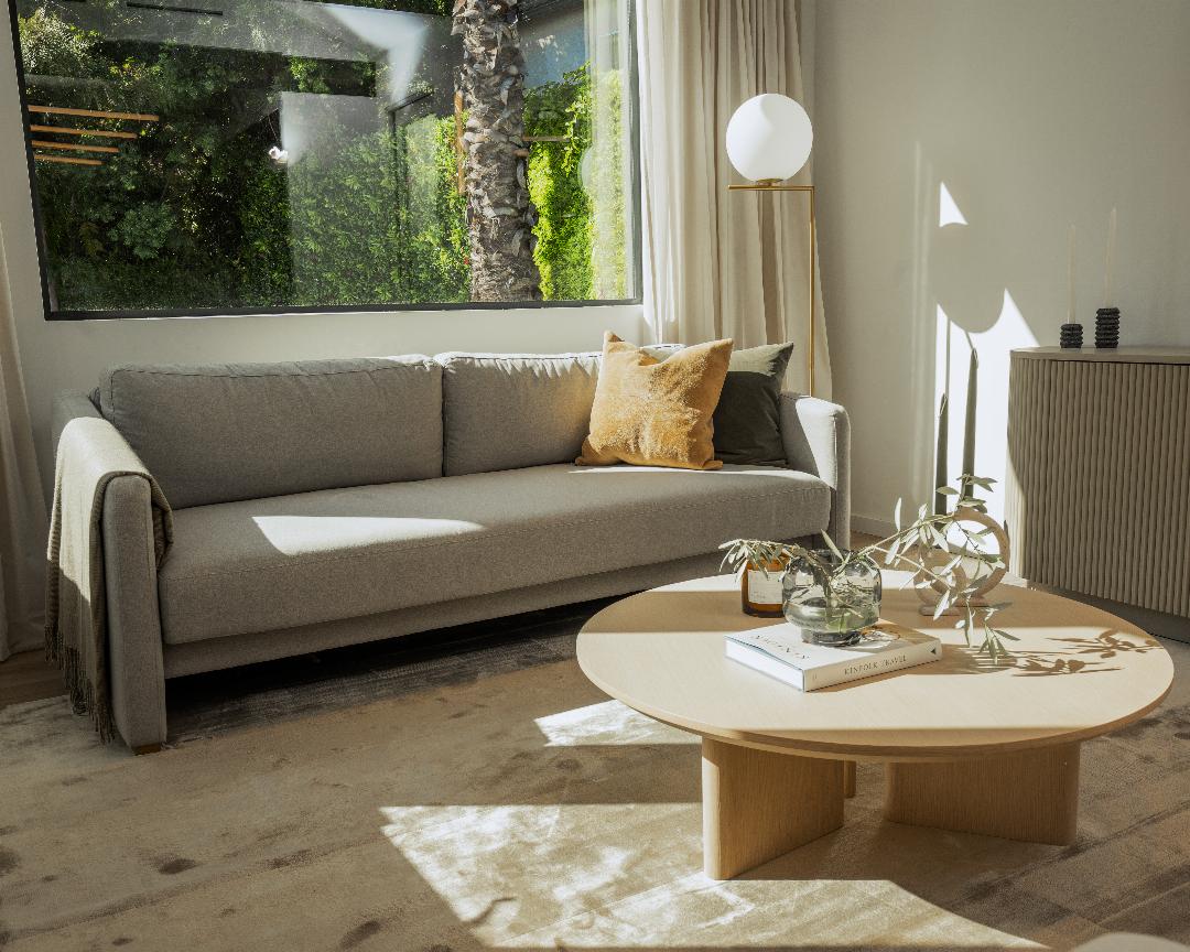 Iris Floor Lamp