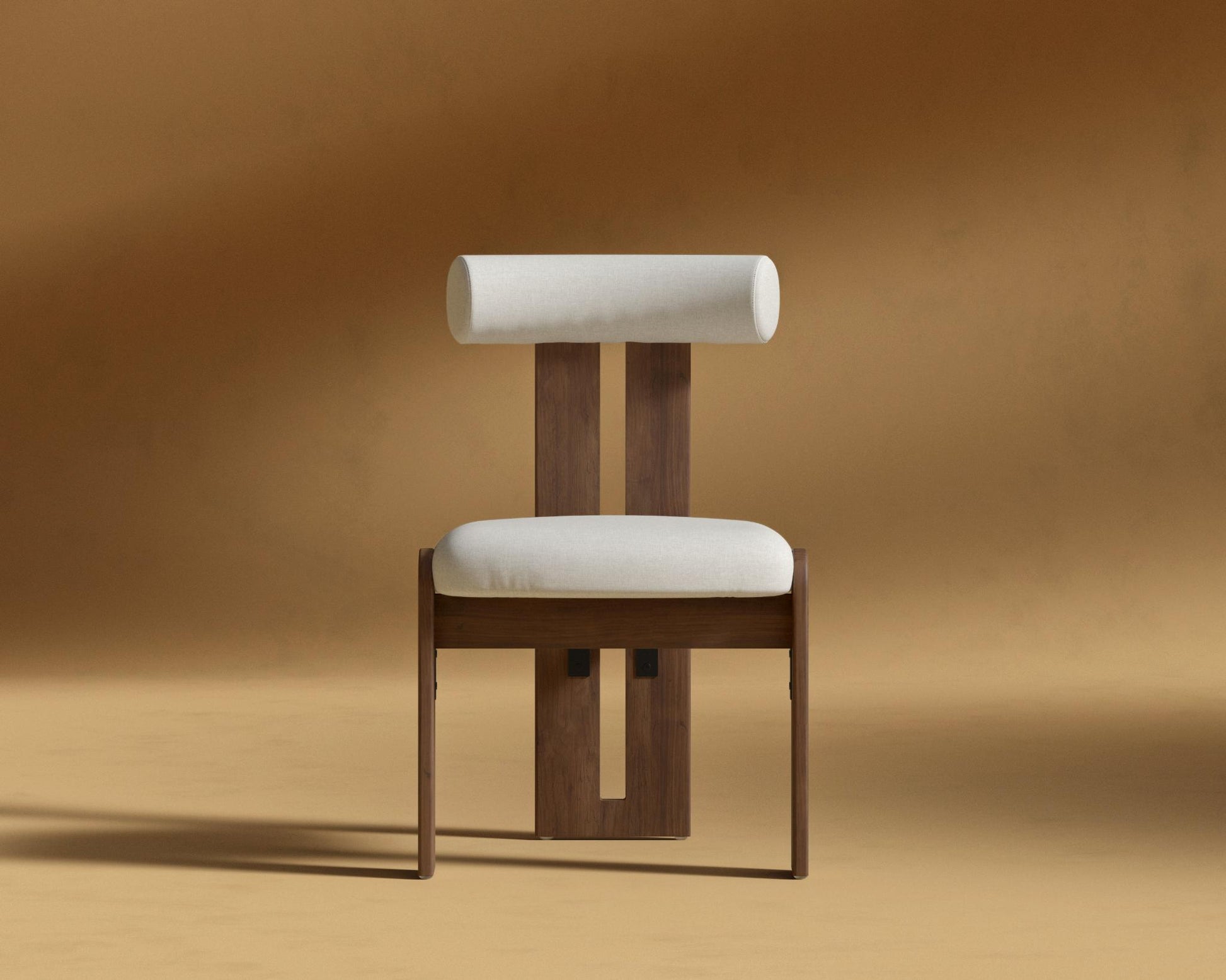 Tola_Dining_Chair_Modern_Felt_Alesund