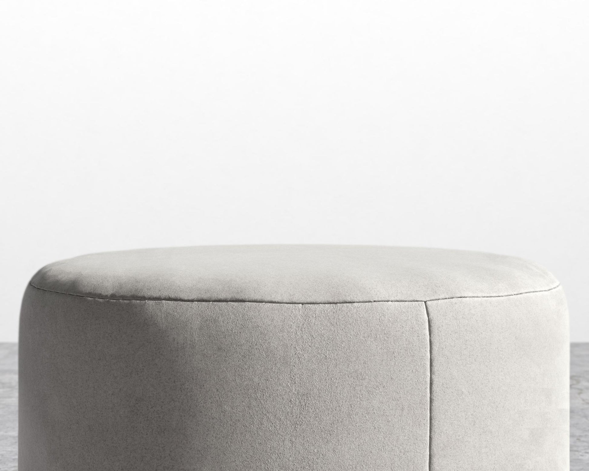 Nova Pouf - Venice Vegan Suede - Chiffon