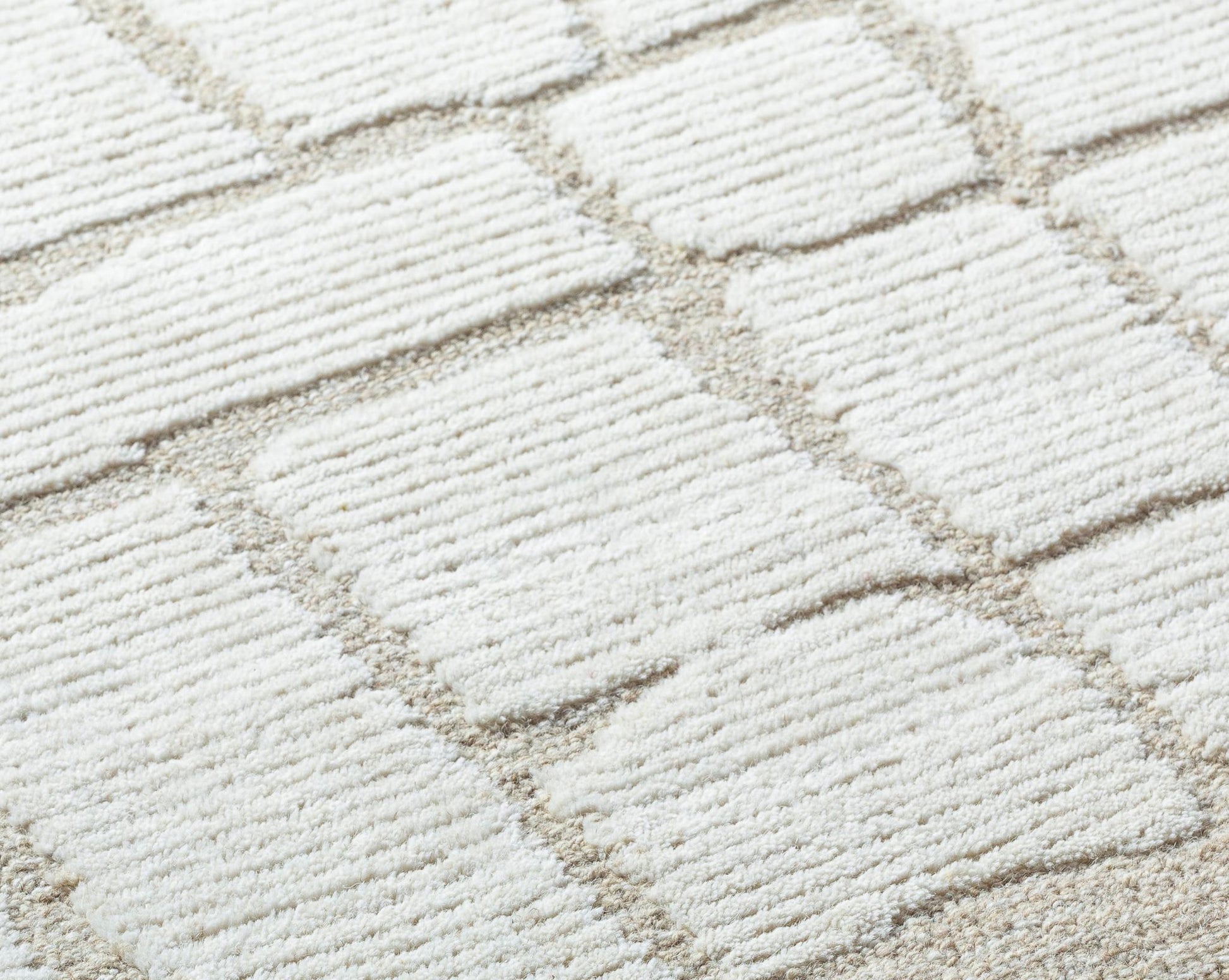 Moura_Rug - Quartz