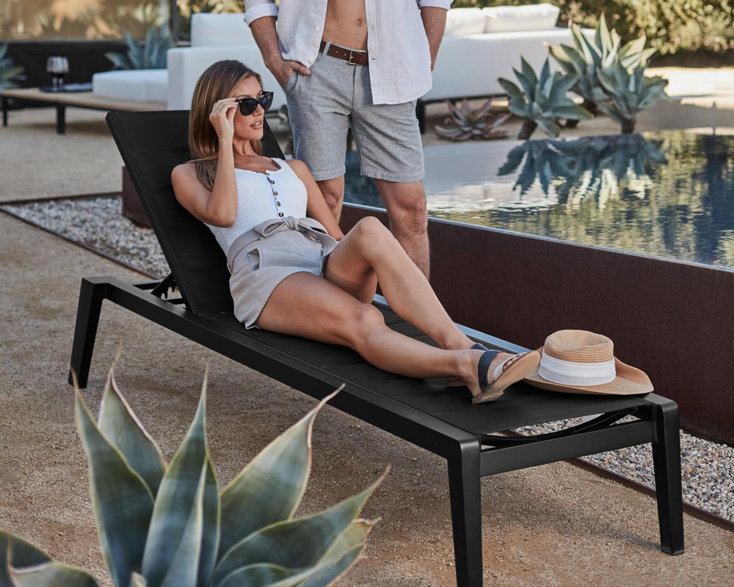 Preston Outdoor Lounger
