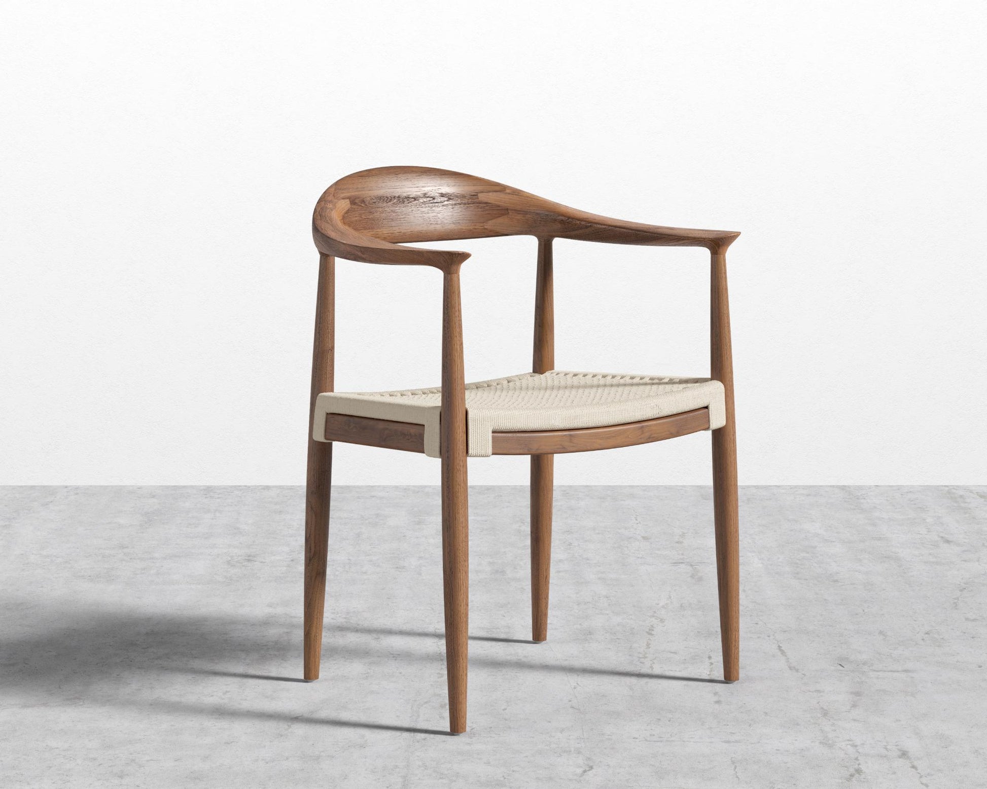 Round Chair Woven - Walnut