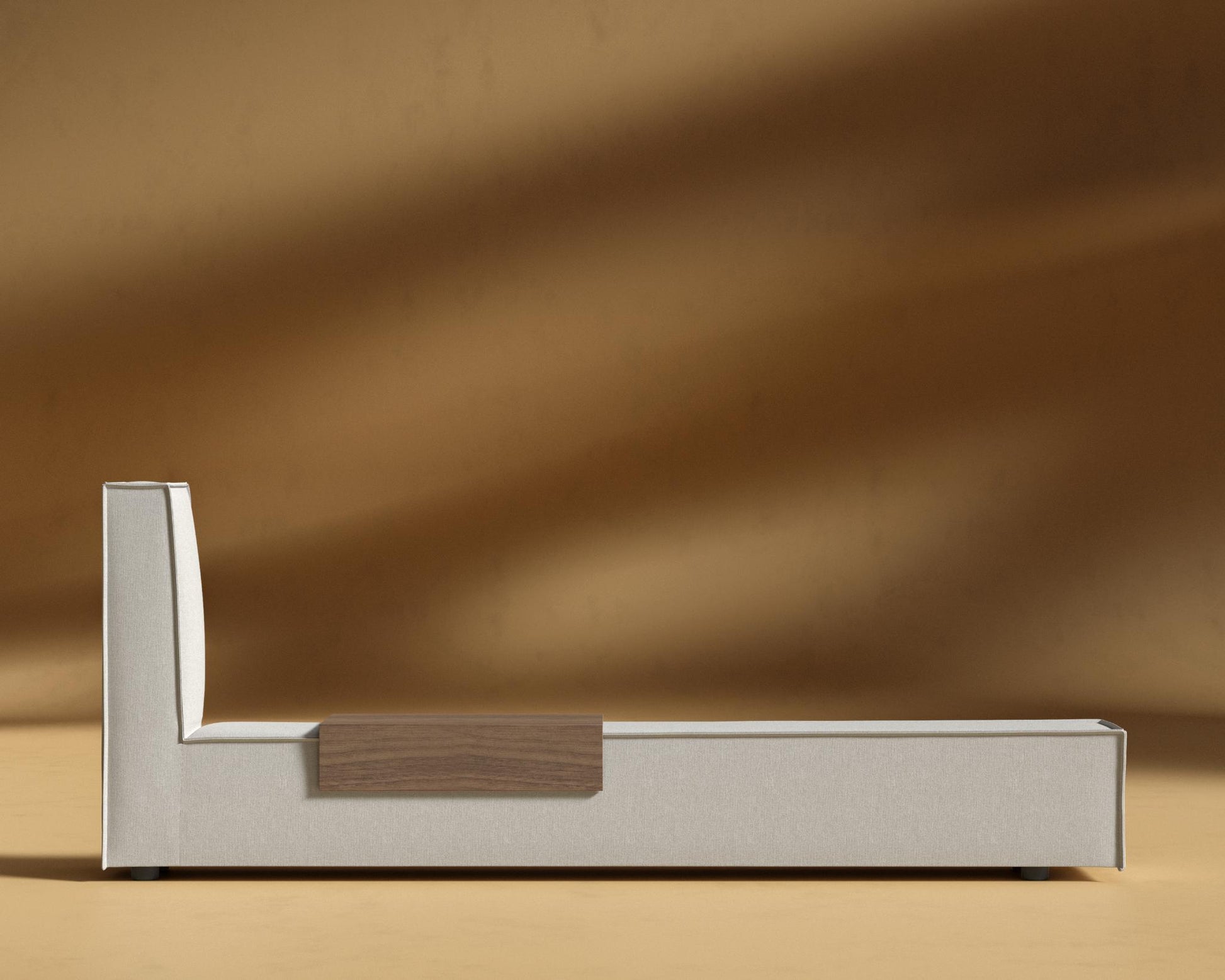 Porter_Extension_Side_Table_Modern_Felt_Alesund